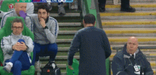 20190225050116014.gif 萨里怒不可遏.gif