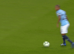 福登接飞鸟传球.gif