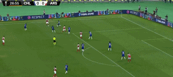 扎卡远射3.gif
