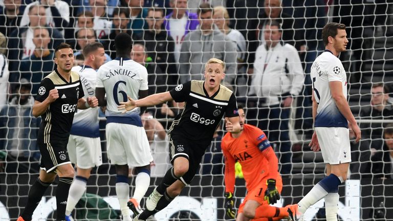 skysports-donny-van-de-beek_4655913.jpg