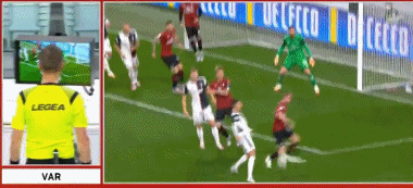 上半场比赛小孔蒂禁区手球送点,c罗主罚罕见失点,随后雷比奇飞踹达尼