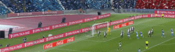 那不勒斯角球7.gif