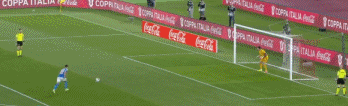 米利克制胜点球3.gif