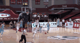 韩德君中压哨.gif