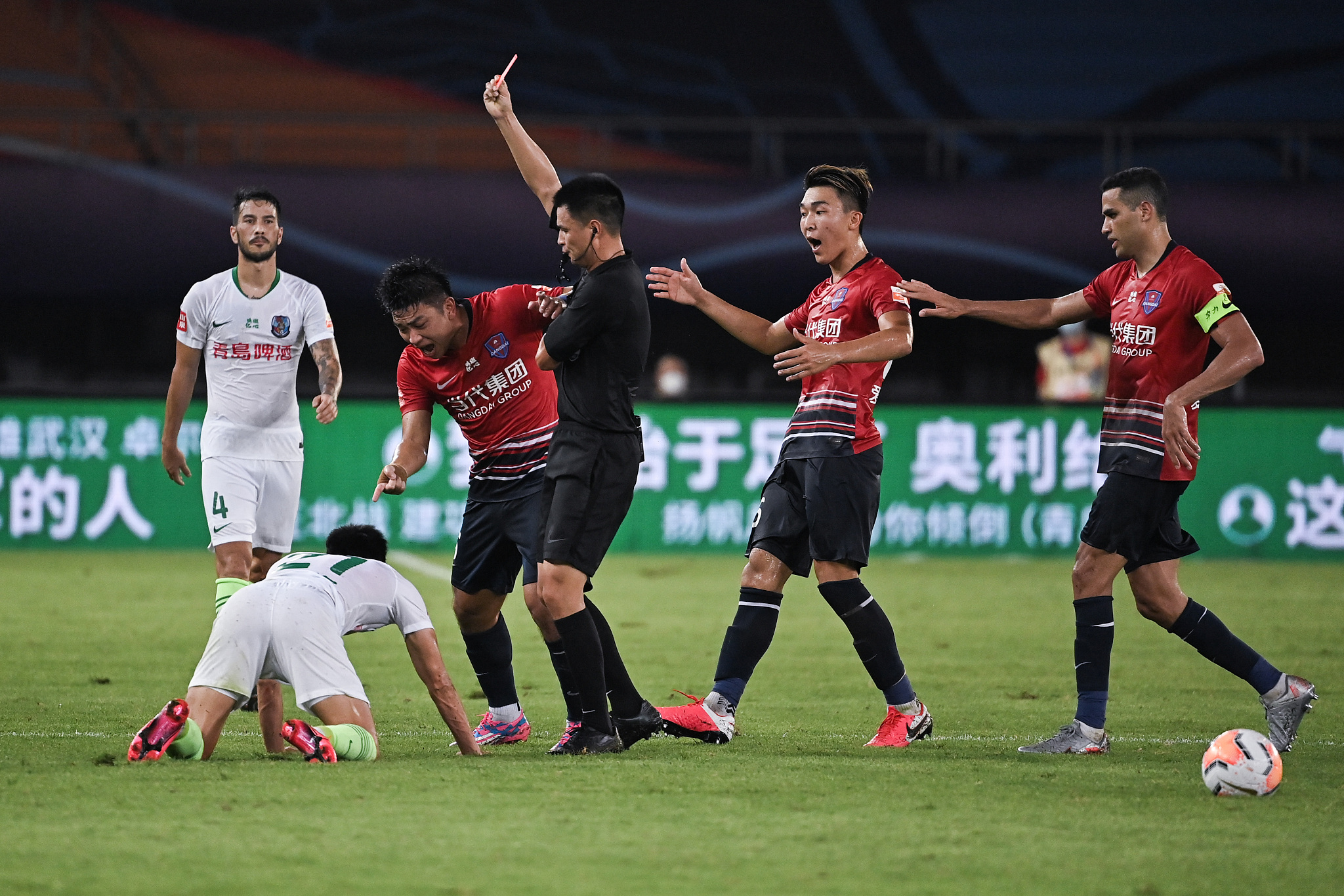 染红1.jpg
