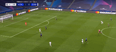 43 内马尔准单刀高射炮.gif