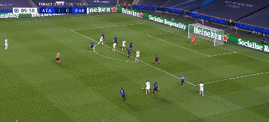 马尔基尼奥斯进球.gif