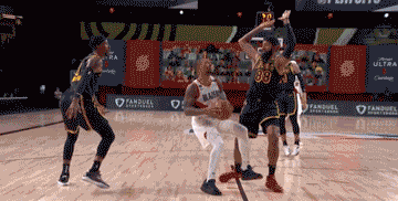 007xlwKmgy1gi30euywbmg30ge08b7wm.gif