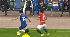 曹赟定红牌.gif