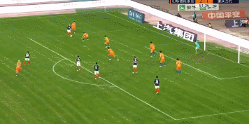 82，费尔南迪尼奥.gif