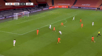 8，莫雷诺.gif