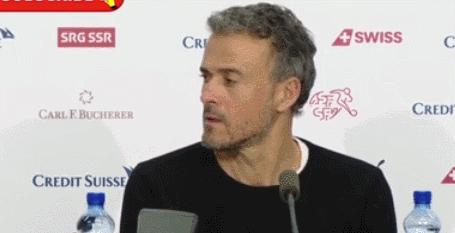 尴尬.gif