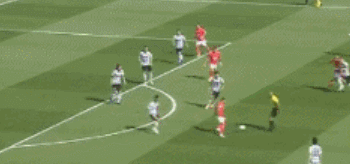 韦世豪回旋1.gif