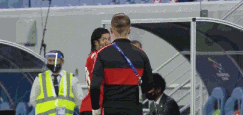 胡尔克.gif