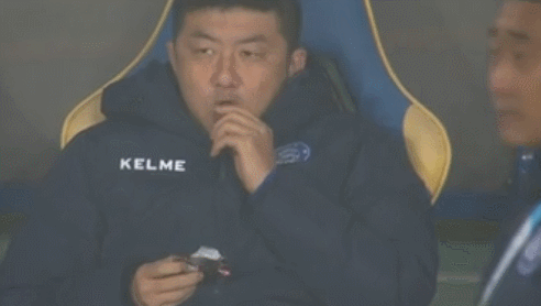 崔鹏.gif