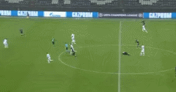 64，卢卡库.gif