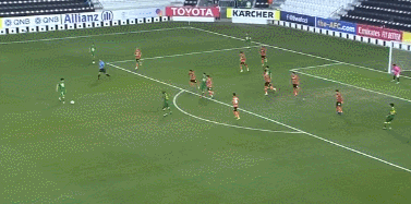 18，吕鹏.gif