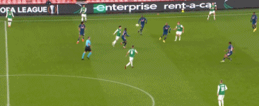 拉卡1-0 1.gif