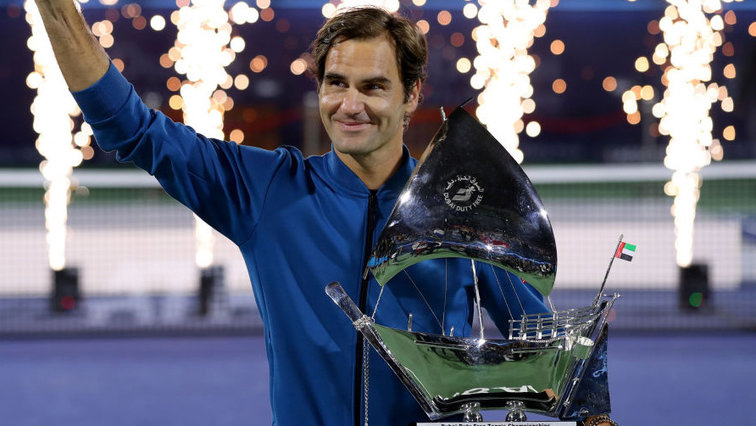 csm_federer-dubai-joerg_82f32b6c7f.jpg