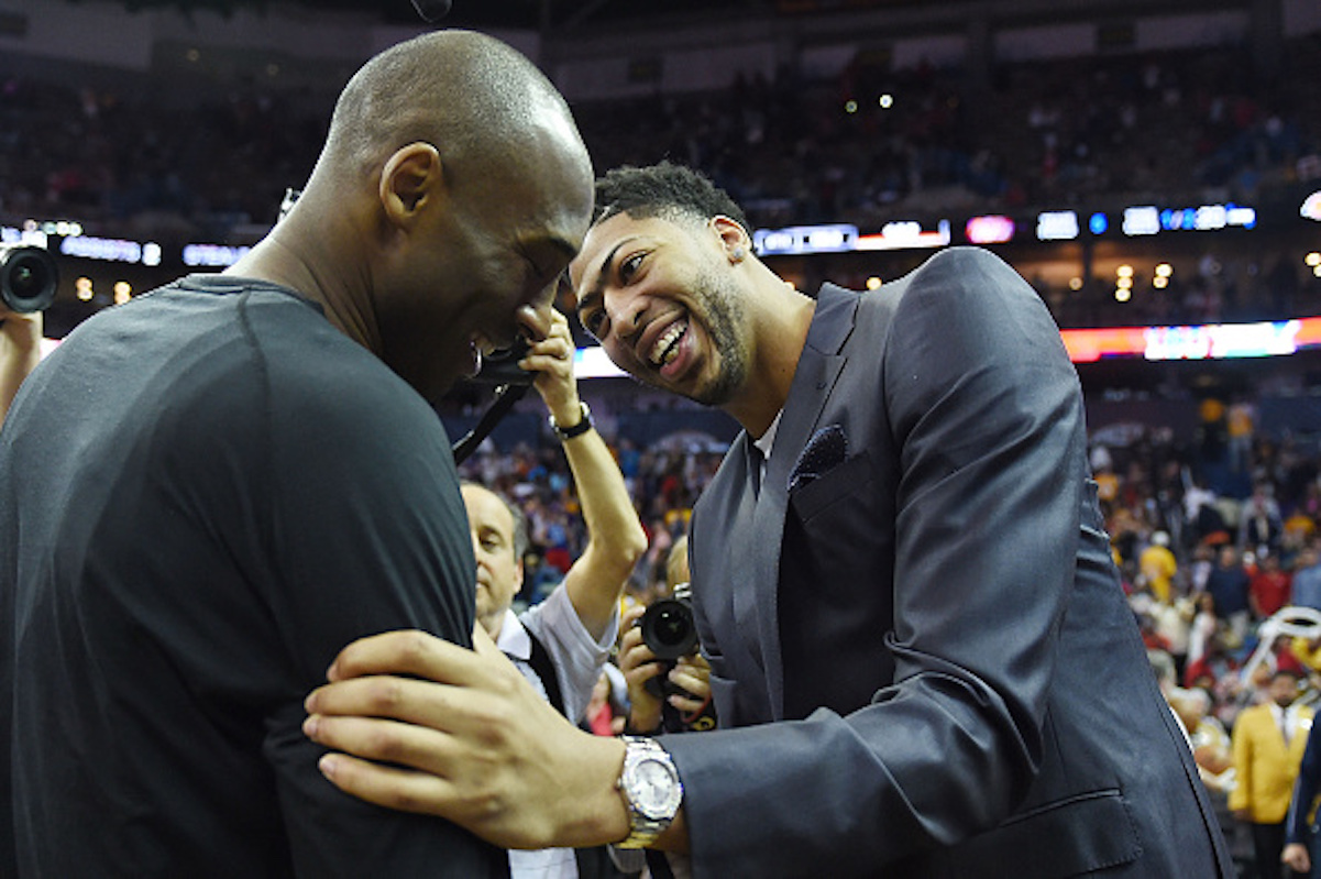 anthony-davis-and-kobe-bryant.jpg