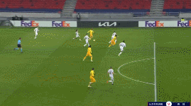 33 卢卡斯回放.gif