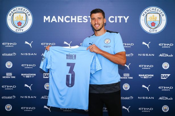 0_Manchester-City-Unveil-New-Signing-Ruben-Dias.jpg