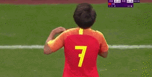 103 王霜庆祝.gif