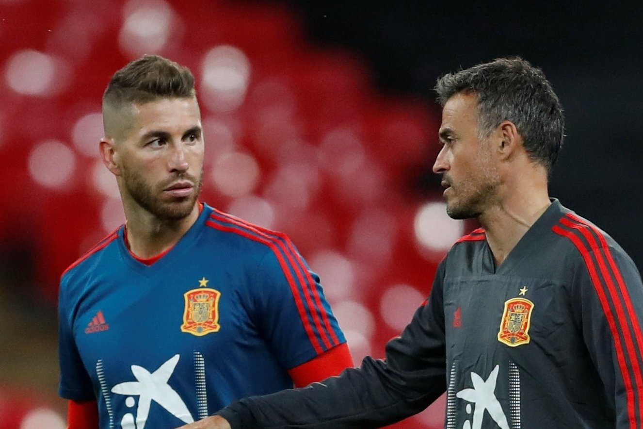 sergio_ramos_y_luis_enrique_en_un_entrenamiento_de_espana_foto_efe_001.jpg