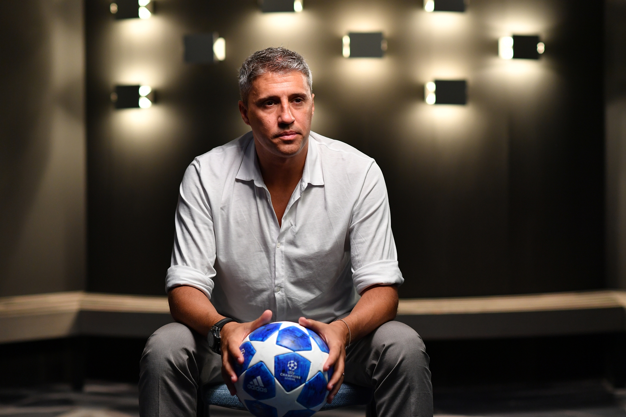 阿根廷名宿克雷斯波在接受《法国足球》记者采访时,谈到了当下足坛中