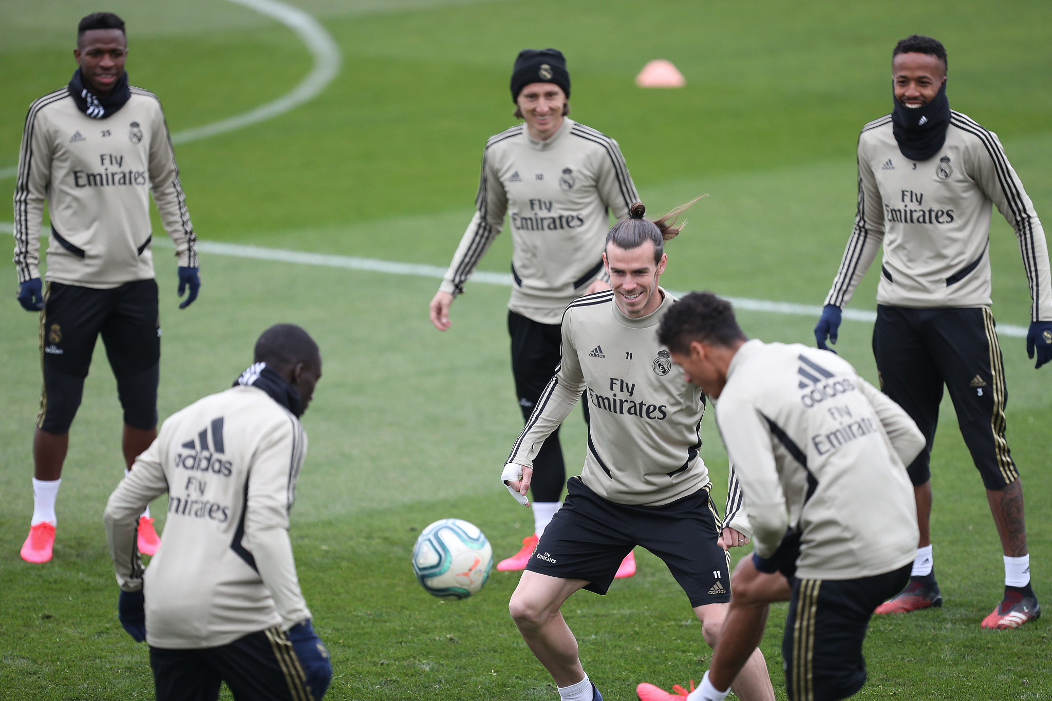 5月6日)前往皇马体育城,进行新冠核酸检测,预计将在5月11日起恢复训练