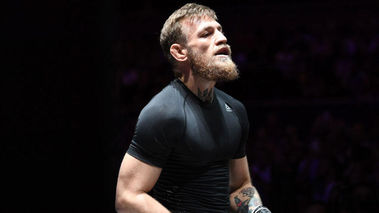 嘴炮康纳法国旅行期间被捕因涉嫌性侵犯