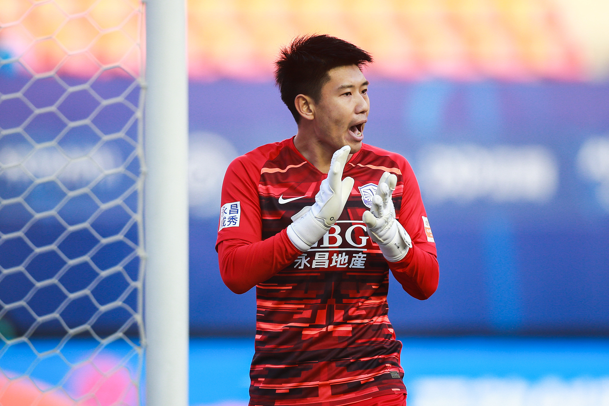 比赛第75分钟,朴世豪中后场犯规领到黄牌,并送给对手一个定位球.